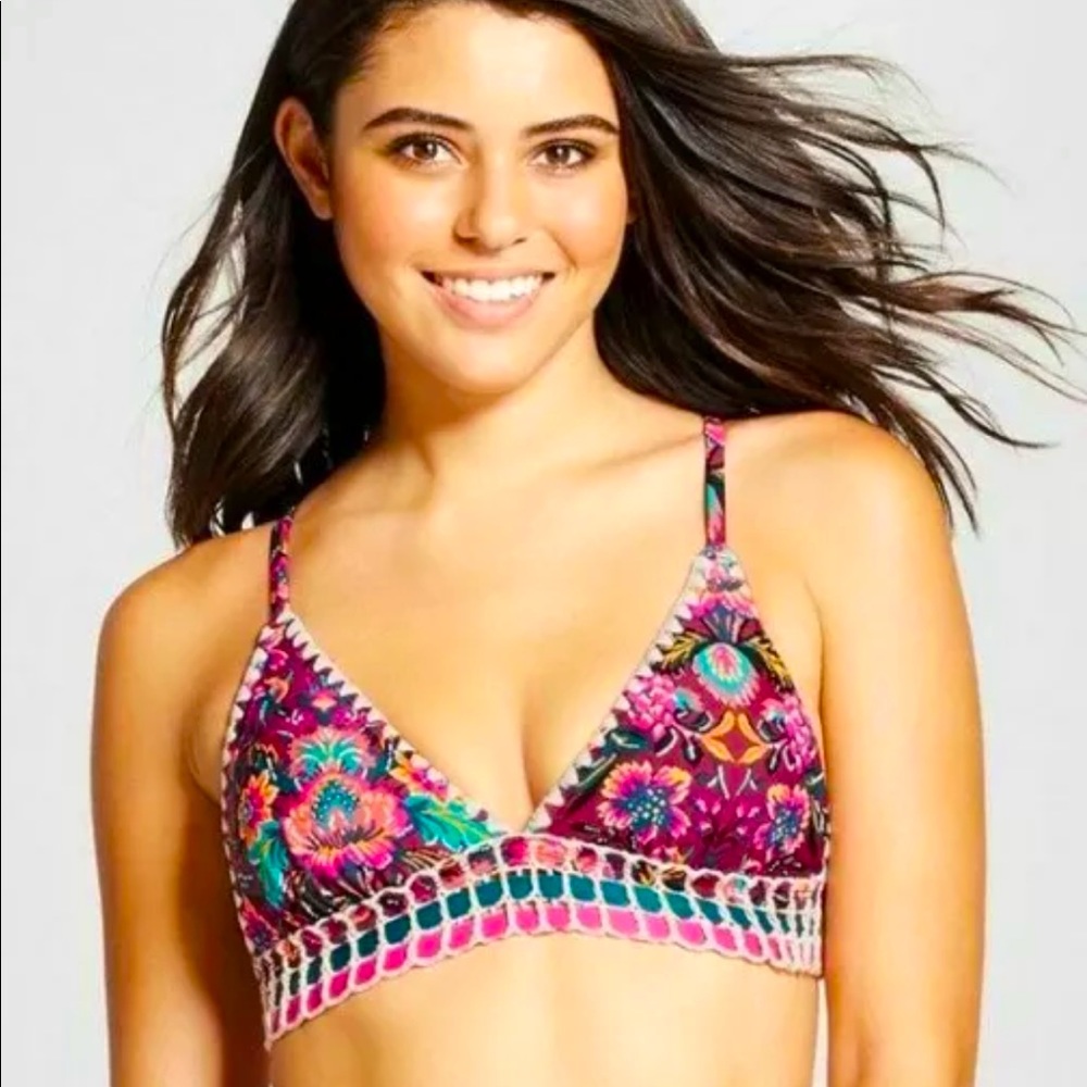 Xhilaration Boho Maroon Sangria Floral Crochet Ribbon Trim Triangle Bikini Top